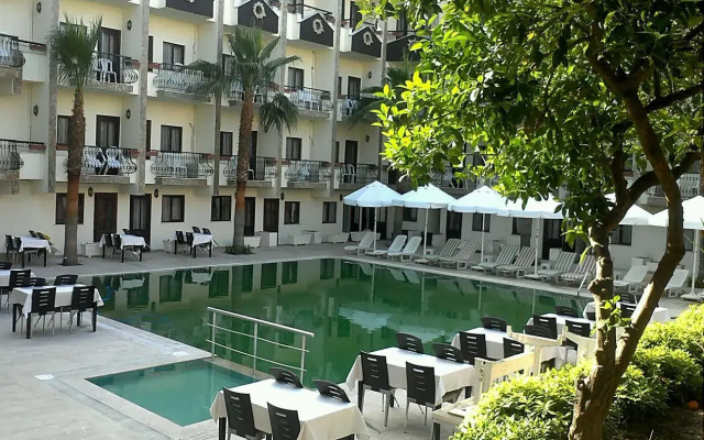 Stone House Hotel питание