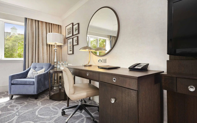 DoubleTree by Hilton St. Anne's Manor