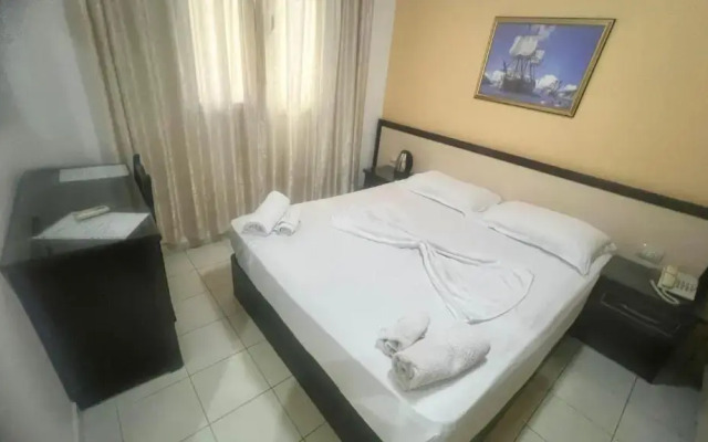 Sunrise Hotel Çameria