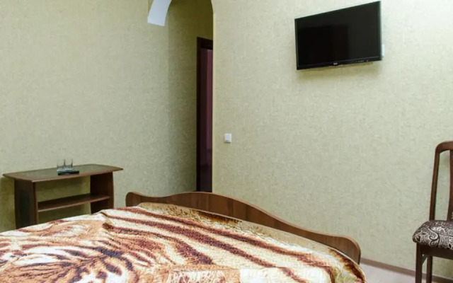 U Lyudmilyi Guest House
