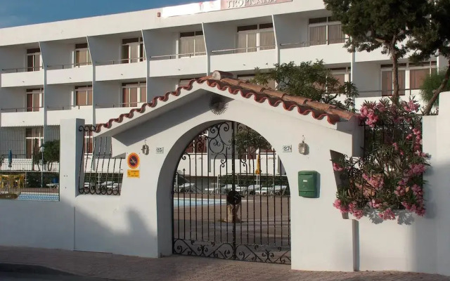Отель Aparthotel Flats Friends Tropicana вид на фасад