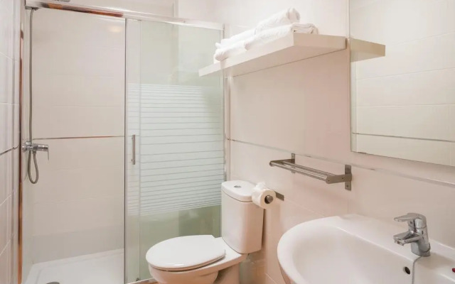 Los Rosales Apartamentos