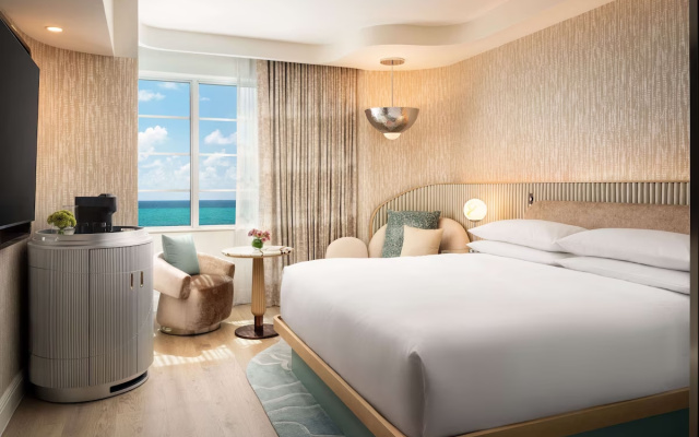 Курорт Andaz Miami Beach Resort & Spa