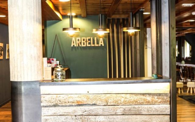 Hotel Arbella  0