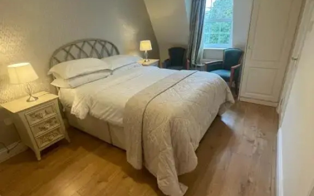 Beechwood House Bed & Breakfast