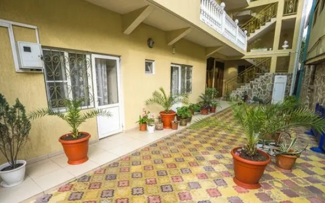 Sofiya Hotel вид на фасад