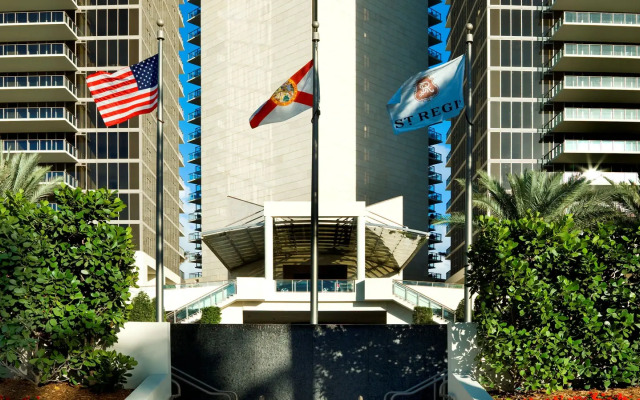 Отель The St. Regis Bal Harbour Resort