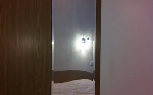 Ostrov Hotel
