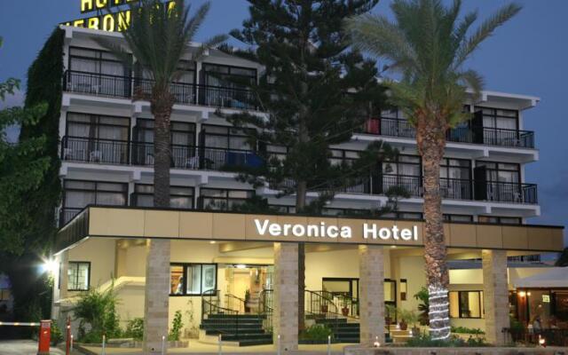 Hotel Veronica 0