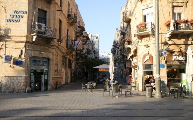 Kaplan Hotel Jerusalem Израиль, Иерусалим - 1 отзыв об отеле, цены и фото номеров - забронировать отель Kaplan Hotel Jerusalem онлайн