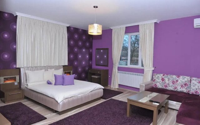 Отель Eros Motel комната для гостей