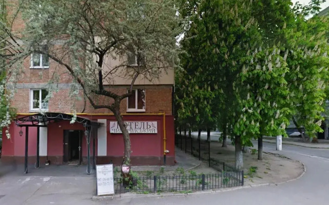 Chyhorinskyi Hotel вид на фасад