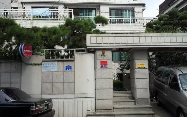 Отель Big Choi's Guest House парковка