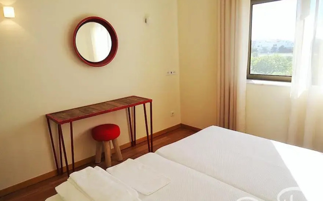 Отель Lux Tavira Residence комната для гостей