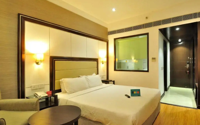 Отель FabHotel Rajouri Garden Main Market комната для гостей