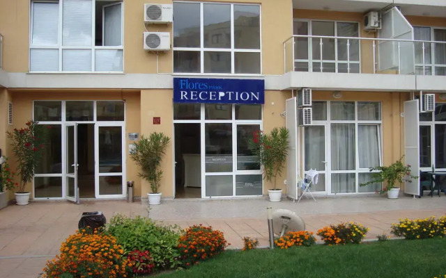 Отель Flores Park Apartments Болгария, Солнечный берег - отзывы, цены и фото номеров - забронировать отель Flores Park Apartments онлайн вид на фасад