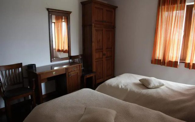 Отель Luxury Villa Bansko 2 Болгария, Банско - отзывы, цены и фото номеров - забронировать отель Luxury Villa Bansko 2 онлайн комната для гостей