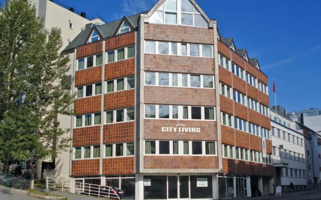 Enter City Hotel вид на фасад