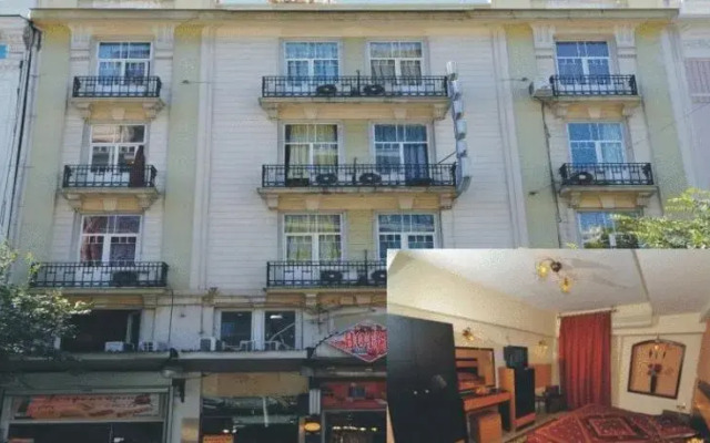 Alexandria Hotel вид на фасад