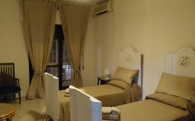 Отель B&B M&C Via Piccinni Бари комната для гостей