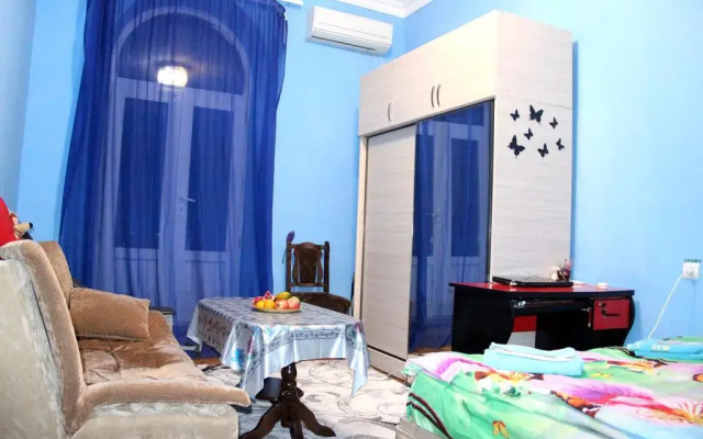 Karinitas Family Hostel комната для гостей