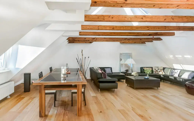 Отель Penthouse Suite Gasteig комната для гостей