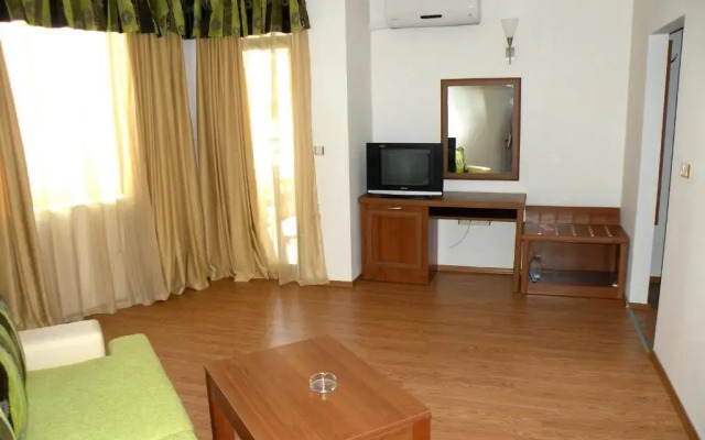 Отель Apartament TSO Bułgaria Sunny Beach Болгария, Солнечный берег - отзывы, цены и фото номеров - забронировать отель Apartament TSO Bułgaria Sunny Beach онлайн комната для гостей
