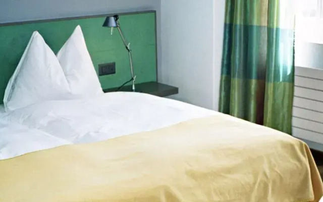 Franziskaner Hotel комната для гостей