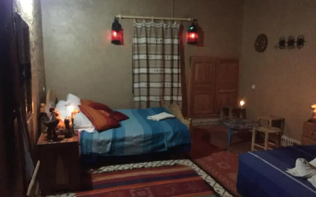 Отель Auberge Kasbah La Rose De Sable Марокко, Мерзуга - отзывы, цены и фото номеров - забронировать отель Auberge Kasbah La Rose De Sable онлайн комната для гостей
