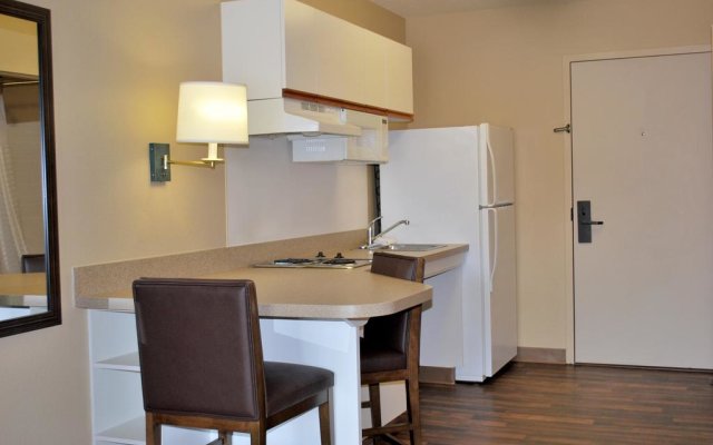 Extended Stay America - Chicago - Westmont - Oak Brook 2
