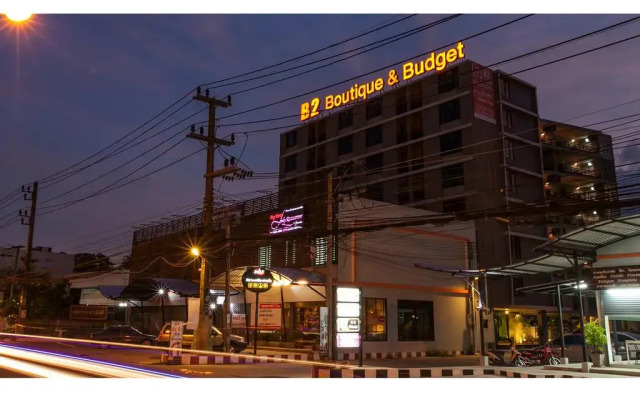 B2 Phuket Hotel вид на фасад