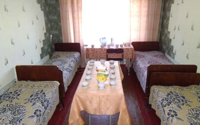 Hostel on Komsomolskaya Сумы комната для гостей