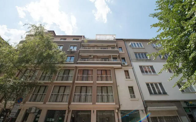 Апартаменты Sofia Apartments - Sofia City Centre вид на фасад