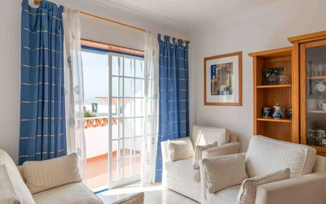 Отель Feels Like Home - Ericeira Flat комната для гостей