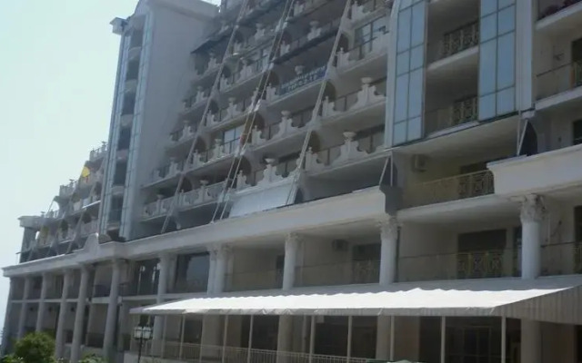 Гостиница Sejour Holiday Home вид на фасад