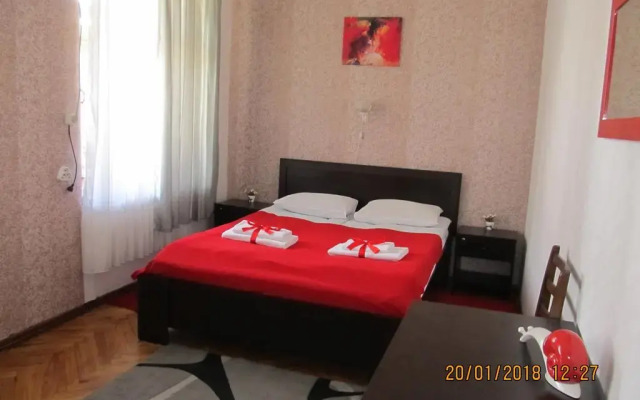 Отель Guest House Lion комната для гостей