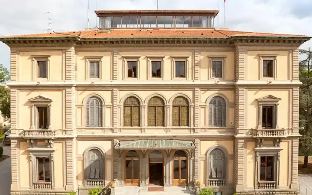 Hotel Mearini