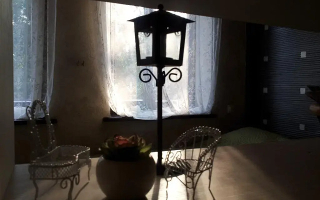 Гостиница Cozy Compact Flat in the City Center Львов комната для гостей