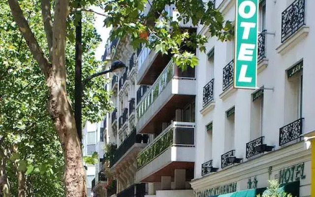 Hotel Transcontinental вид на фасад
