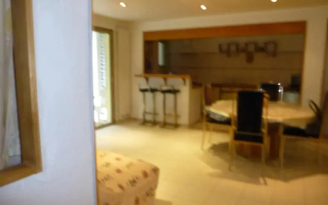 Отель Cannes Three Bedrooms Drap D'Or комната для гостей