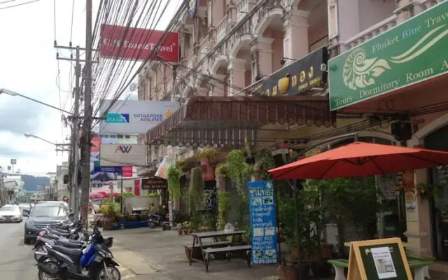 Отель Phuket Blue Hostel Таиланд, Пхукет - отзывы, цены и фото номеров - забронировать отель Phuket Blue Hostel онлайн вид на фасад
