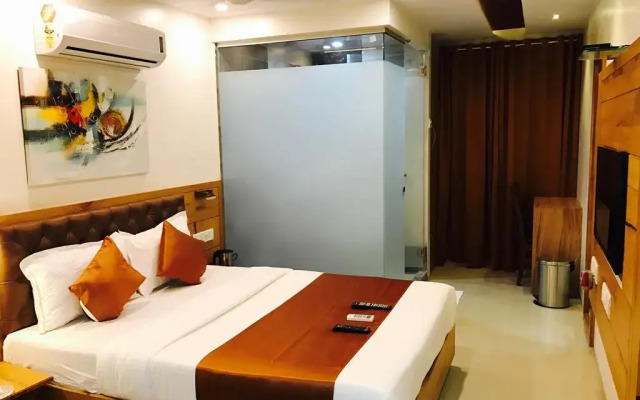 Hotel Grandeur Mumbai комната для гостей