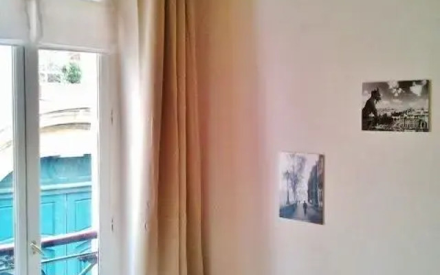 Апартаменты Apartment at Notre-Dame Париж комната для гостей
