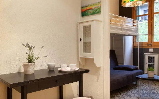 Апартаменты Centric Apartments Sagrada Famila 3 Барселона комната для гостей
