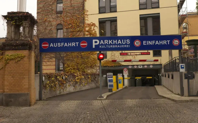 Отель Eastside Prenzlauer Berg вид на фасад