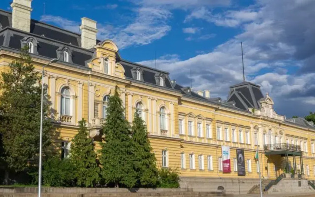 Отель Home Apart Sofia вид на фасад