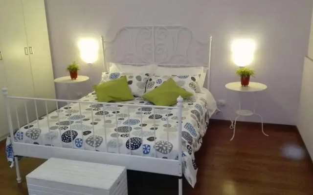 Отель Una Piacevole Sorpresa Бари комната для гостей
