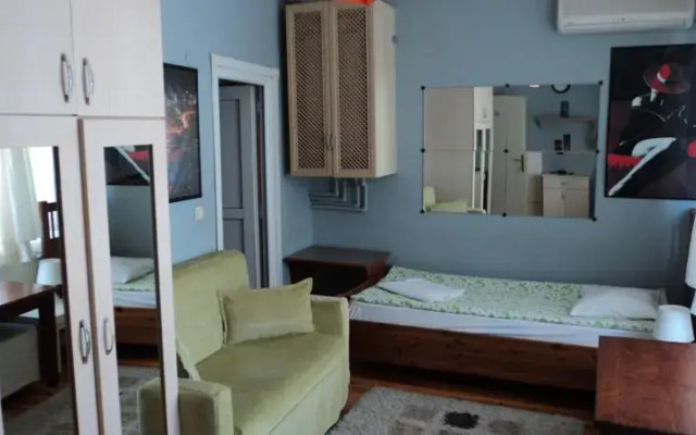 Апартаменты Taksim Studio комната для гостей
