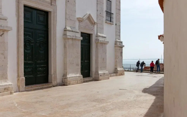 Отель Central Alfama 26 вид на фасад