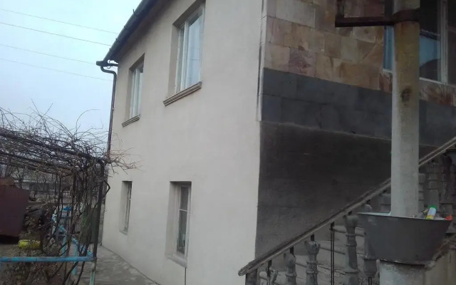 Отель Aghasu Tun B&B вид на фасад